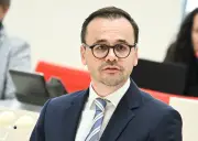 Brandenburgs Innenminister Redmann drängt auf neues Polizeigesetz mit erweiterten Befugnissen