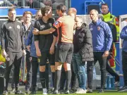 Bundesliga: Michael Gregoritsch zeigt vorbildliche Fair-Play-Geste in Hamburg