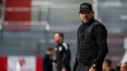 Cottbus-Trainer Wollitz wütet: 3. Liga als 'Kirmesliga' – fordert VAR und TV-Geld-Reform