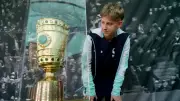 DFB-Pokal-Tournee begeistert Sangerhausen: Goldener Pott und Norbert Nachtweih als Publikumsmagnete