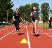 Ernüchterung im Sportpark Aken: Stadträte fordern Nachbesserung der Tartanbahn