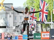 Fabel-Weltrekord: Sawe knackt Marathon-Schallmauer in London