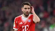 FC Bayern: Wer profitiert vom Abgang von Raphaël Guerreiro? Spannende Namen im Fokus