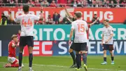 Fünf Platzverweise, fünf Pleiten: Fortuna Düsseldorf foult sich in die 3. Liga