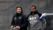 Freundschaft vor dem Derby: HSV-Trainer Polzin und Werder-Coach Thioune treffen sich