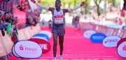 Hamburg-Marathon: Fitwi läuft zweitbeste deutsche Zeit auf Platz zwei