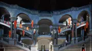 Kritik: Einschüchternder Raum – „Fidelio“ im Justizpalast