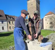 Köthen erhält zweite Bronze-Figur: „Magda“ folgt auf beliebten „Halli“