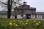 Kufiya-Aktivisten umgehen Demonstrationsverbot: Mahnwache in Buchenwald abgehalten