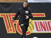 Marie-Louise Eta vor Bundesliga-Debüt: Fokus auf Fußball statt auf Geschichte