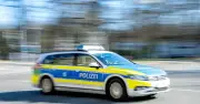 München: Senior rammt Polizeiauto bei Einsatzfahrt – zwei Beamte verletzt