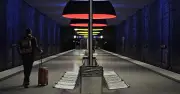 Münchner U-Bahnhof Westfriedhof: Ein architektonisches Juwel mit internationaler Strahlkraft