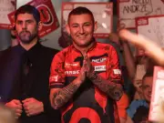 Nathan Aspinall überrascht mit Eminem als Walk-on-Song beim German Darts Grand Prix