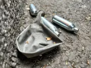 Neues Gesetz: Verkauf von Lachgas ab sofort stark eingeschränkt - Minderjährige komplett ausgeschlossen