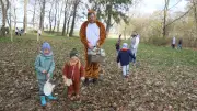 Ostermontag in Pentz: Osterhase und Dorfklub bescheren Kindern unvergessliche Schatzsuche
