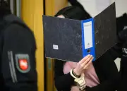 Prozess in Braunschweig: Mordversuch mit Ameisensäure? Opfer erblindet vollständig