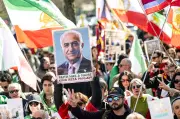 Schah-Sohn Reza Pahlavi trifft Armin Laschet in Berlin zu Iran-Gesprächen