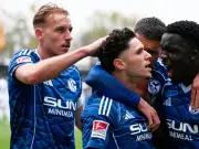 Schalke 04 trotzt Unterzahl: Sieg im Spitzenspiel festigt Aufstiegsträume