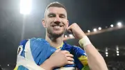 Schalke-Schock: Edin Dzeko droht nach Schulterverletzung Saison-Aus