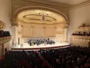 Sächsische Bläserphilharmonie begeistert in New Yorks Carnegie Hall mit historischem Auftritt