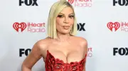 Schwerer Autounfall in Kalifornien: Beverly-Hills-Star Tori Spelling mit Kindern im Krankenhaus