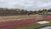 Schweriner Stadion Lambrechtsgrund: Provisorischer Parkplatz wird zurückgebaut – Rollrasen kommt