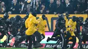 Skandal-Video aus Dresden: Gewalt-Szenen bei Dynamo gegen Hertha BSC schockieren Fußball-Deutschland