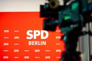 SPD-Kandidatin in Berlin-Mitte zieht sich nach Vorwürfen über Wahlkampf trotz Krankmeldung zurück
