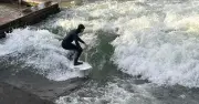 Spitzel-Akte am Eisbach: Münchens Surfer empört über 450 Seiten Überwachungsprotokolle