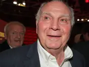 Uli Hoeneß' Strategie: FC Bayern setzt auf Jugend und erntet Erfolge