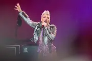 US-Popstar Pink moderiert prestigeträchtige Tony Awards in New York