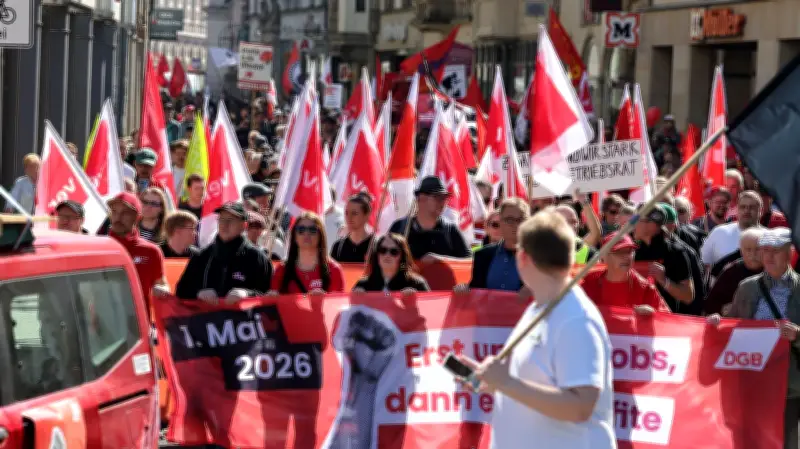 1. Mai in Thüringen: Polizist verletzt, rechte Demo in Gera aufgelöst