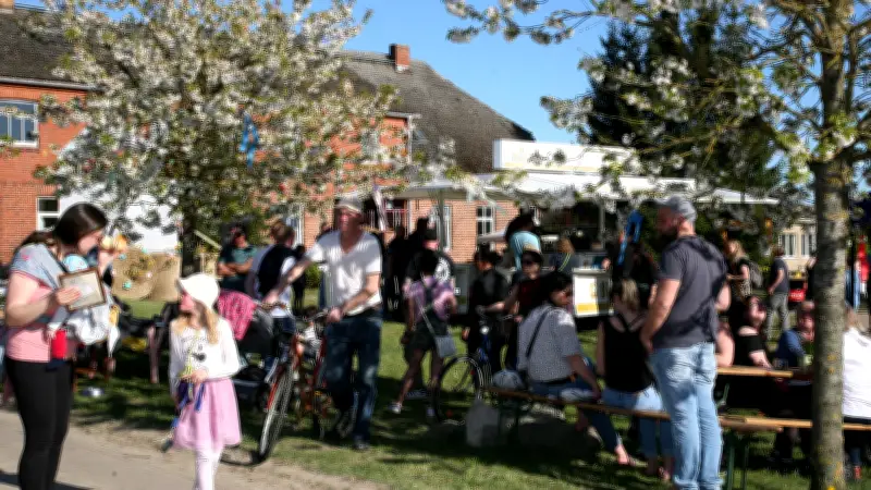 625 Jahre Ollendorf: Dorffest vereint Generationen