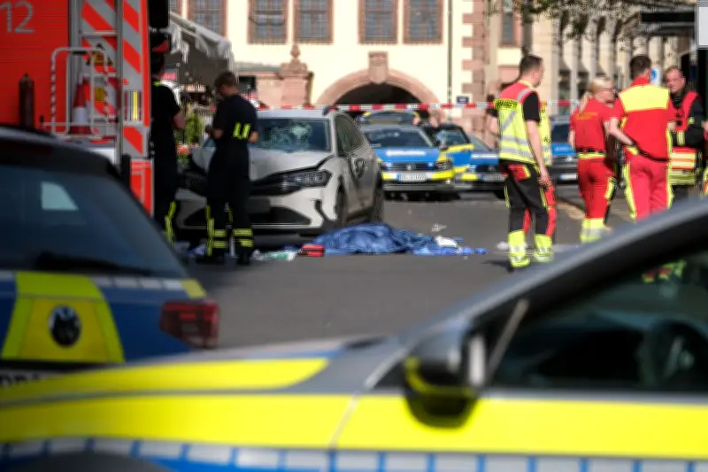 Amokfahrt in Leipzig: Auto rast in Fußgängerzone – zwei Tote