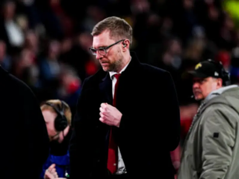 Arsenal verabschiedet Per Mertesacker mit stehenden Ovationen