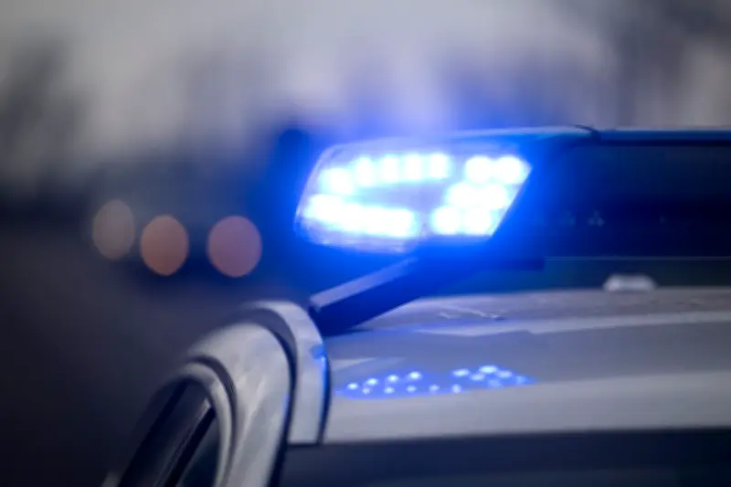 Auto rast in Menschengruppe in Leipzig: Mehrere Verletzte