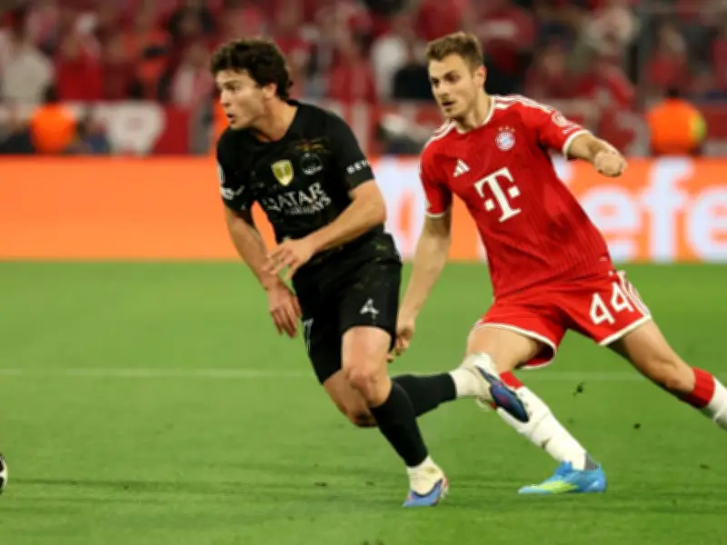 Bayern-Aufregung um Neves-Hand: Pinheiro entschied richtig