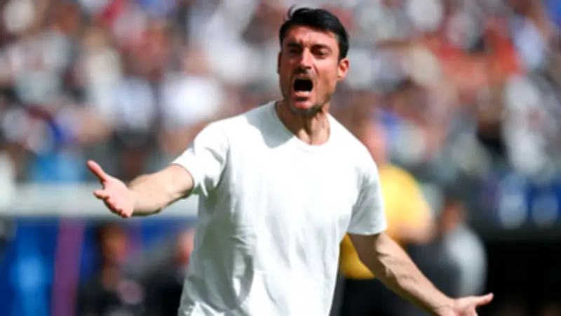 Bundesliga-Samstag: Frankfurt verliert, Riera ausgepfiffen