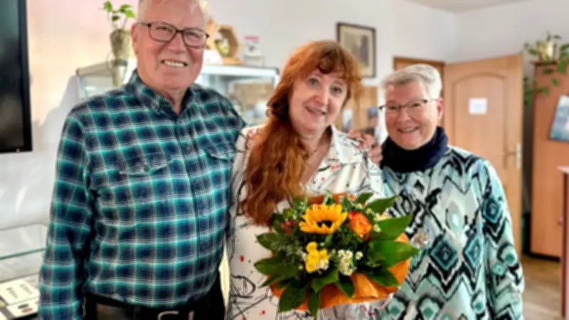 Ehrung fürs Ehrenamt: Rita Baseler erhält Blumenstrauß der Woche