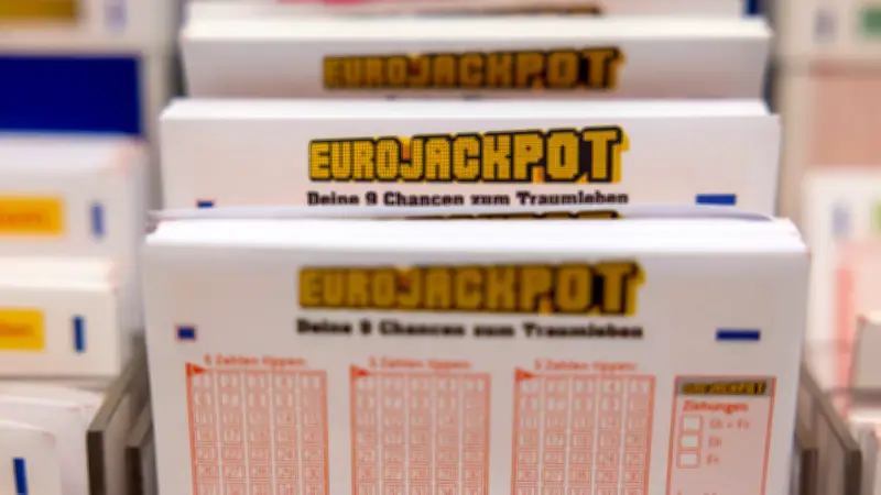 Eurojackpot am 1. Mai 2026: Gewinnzahlen 10-11-13-16-27 und Eurozahlen 5-7