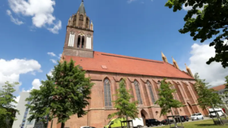 Exklusive Führungen in der Konzertkirche Neubrandenburg