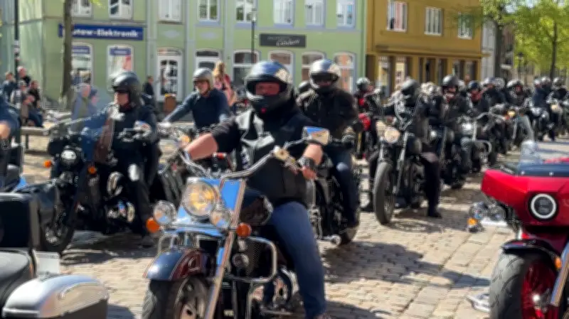 Feuerwehr-Biker sammeln Spenden für Pflegekinder bei Ausfahrt im Norden