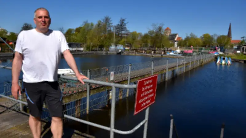 Flussbad an der Warnow: Nur bei 25 Grad und mehr geöffnet