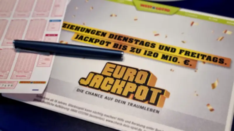 Gewinnen Sie einen EUROJACKPOT-Systemschein für ein ganzes Jahr!