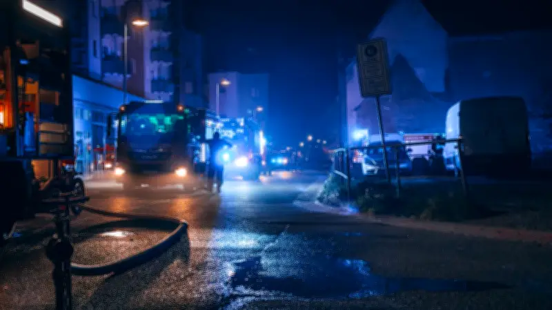 Großeinsatz in Bitterfeld: Feuer in ehemaliger „Hundert“ – mehrere Verletzte