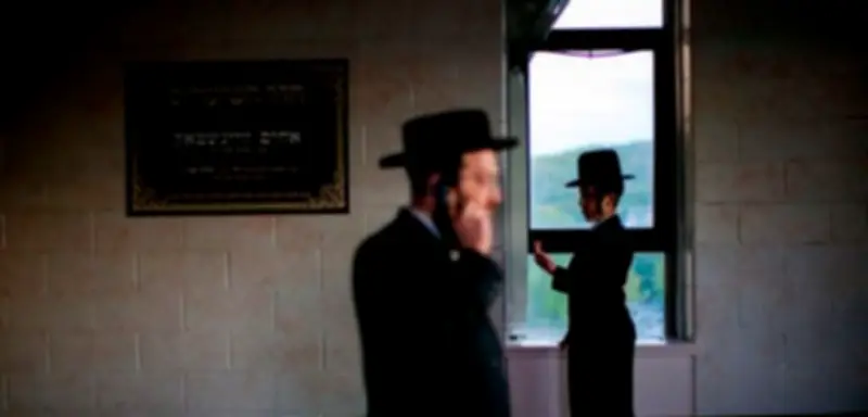 Hakenkreuz-Schmierereien an Synagoge in New York: Bürgermeister verurteilt Tat