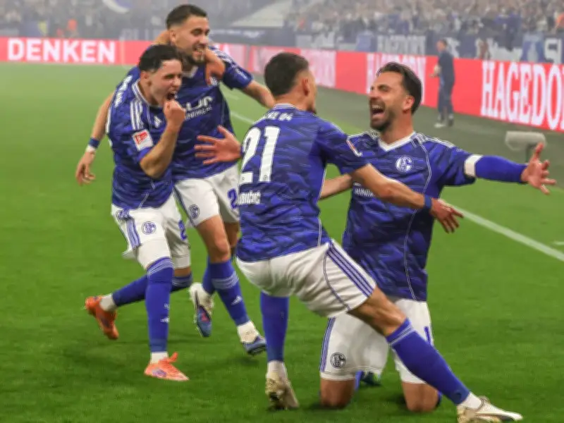 Königsblau im Rausch: Schalke zurück in der Bundesliga nach 3 Jahren
