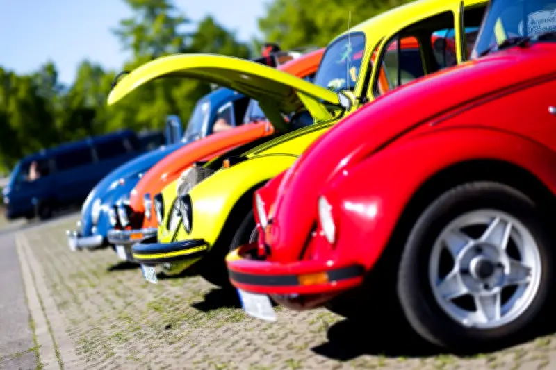 MaiKäfertreffen in Hannover: Hunderte Oldtimer-Fans feiern Kultfahrzeuge