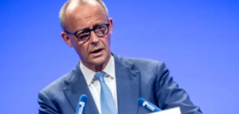 Merz warnt SPD vor „demokratischem Sozialismus“ und beschwört Reformvision