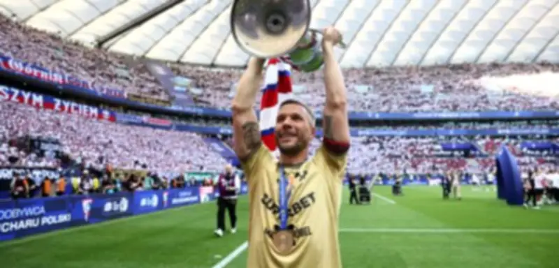 Podolski mit 40: Pokalsieg mit Górnik Zabrze und Karriereende offen